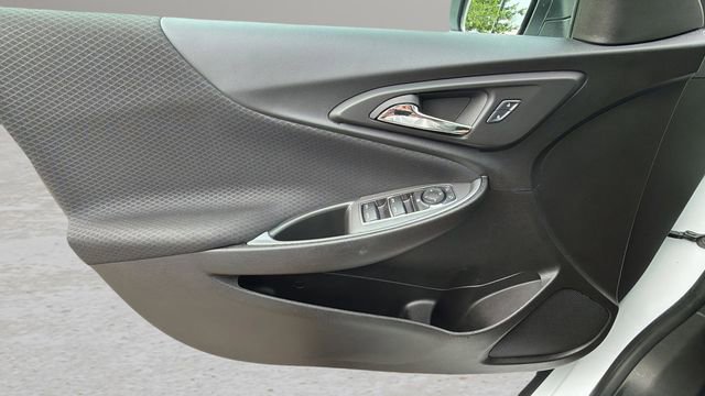Used 2024 Chevrolet Malibu LS FWD image 17