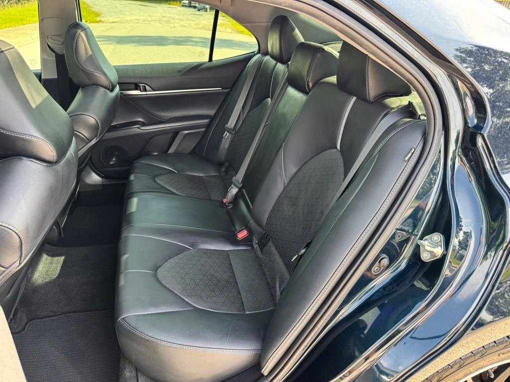 Used 2020 Toyota Camry XSE FWD image 23
