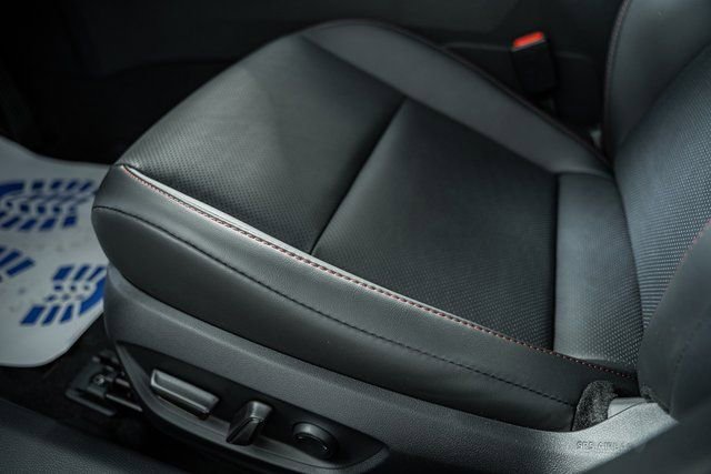 New 2026 Toyota Prius Plug-In Hybrid FWD image 34