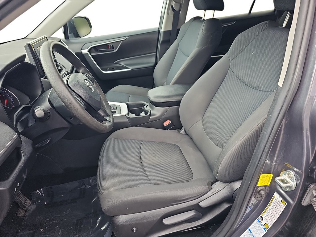 Used 2020 Toyota RAV4 LE w/ All Weather Liner Package AWD/4WD image 15