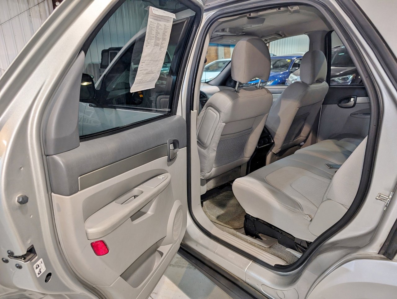 Used 2007 Buick Rendezvous CX image 19