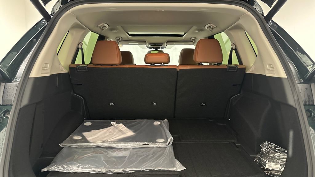 New 2026 Nissan Rogue Platinum w/ Platinum Premium Package image 12