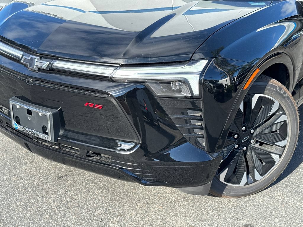 New 2026 Chevrolet Blazer EV RS FWD image 3