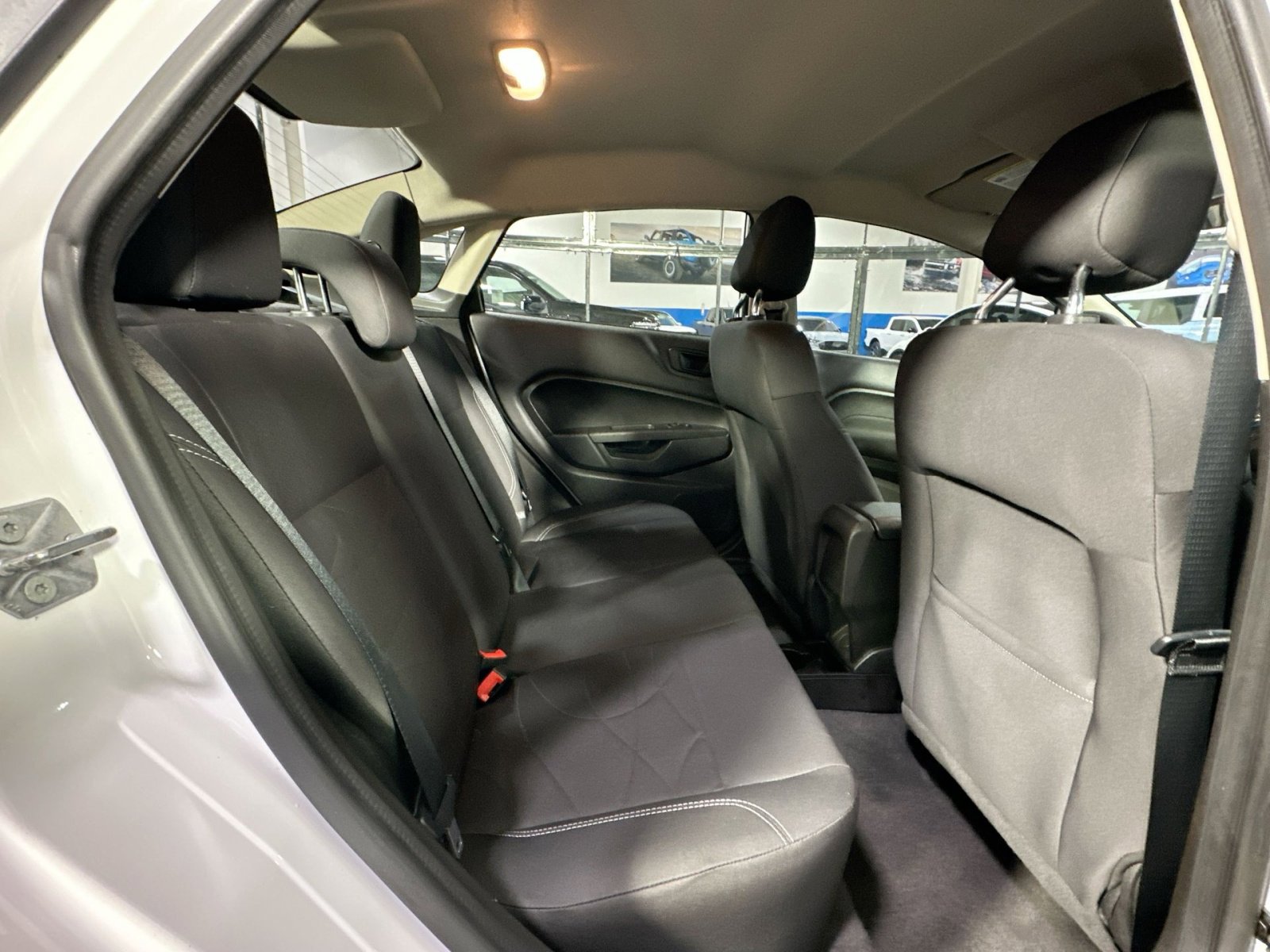 Used 2019 Ford Fiesta SE image 34
