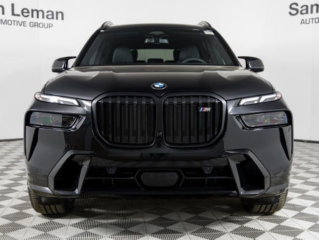 Used 2025 BMW X7 M60i w/ Climate Comfort Package image 3