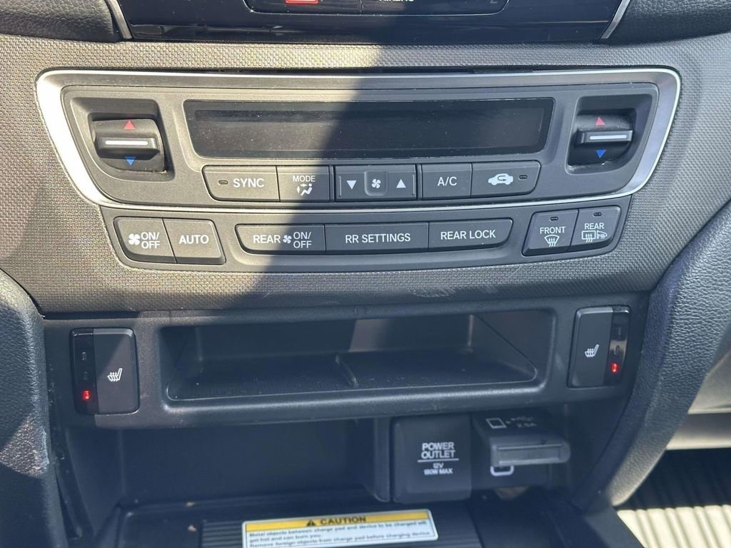 Used 2022 Honda Pilot TrailSport image 25