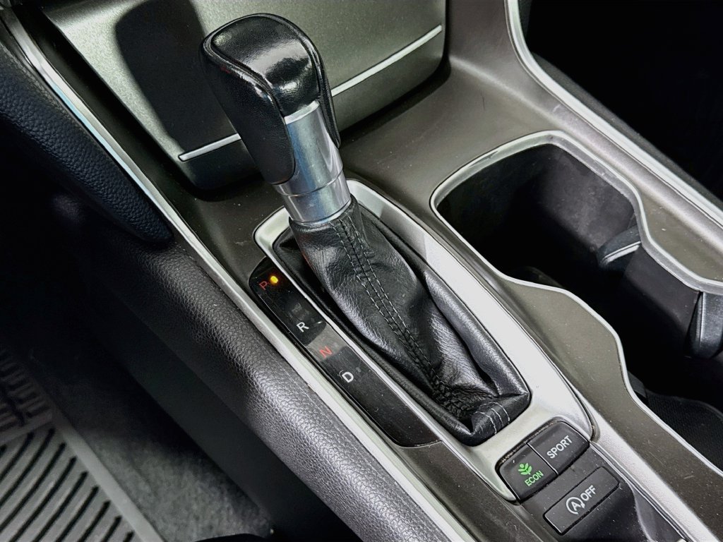 Used 2021 Honda Accord Sport image 16