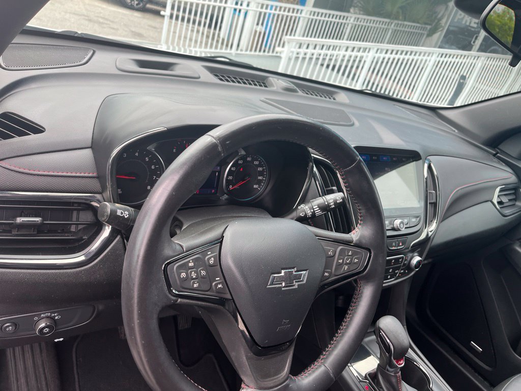 Used 2022 Chevrolet Equinox RS w/ RS Leather Package FWD image 10