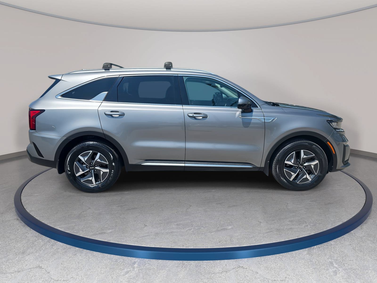 Used 2021 Kia Sorento S FWD image 4