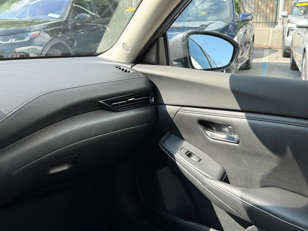 Used 2020 Nissan Sentra SV FWD image 17