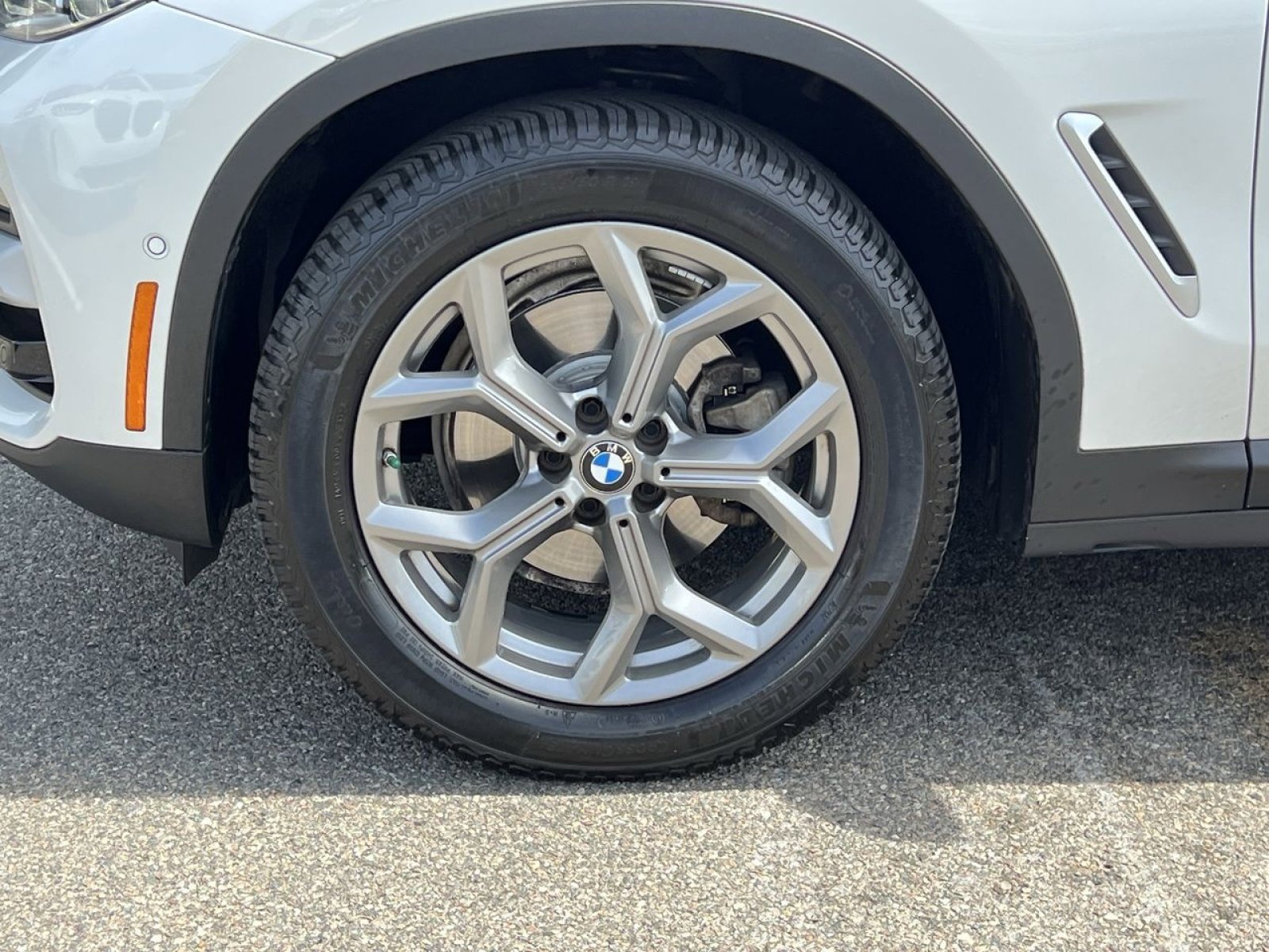 Used 2021 BMW X3 xDrive30i w/ Executive Package AWD/4WD image 13
