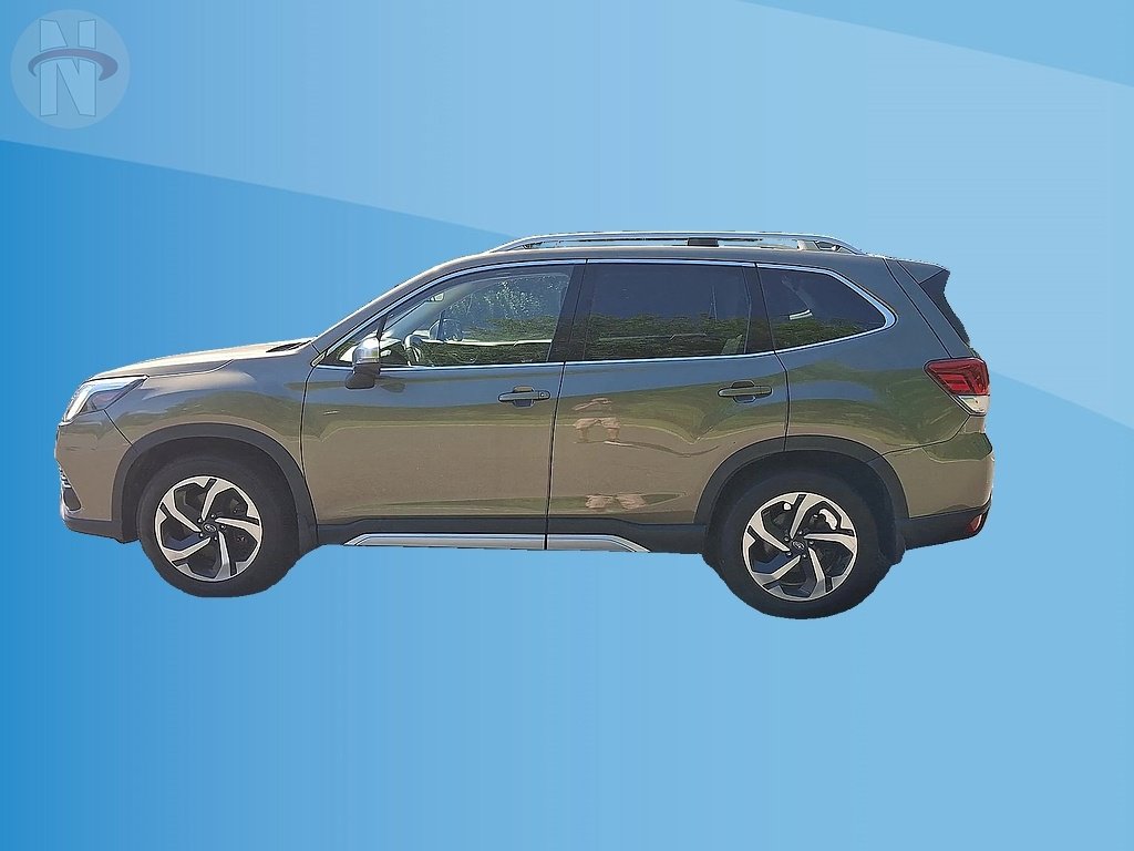 Used 2023 Subaru Forester Touring AWD/4WD image 5