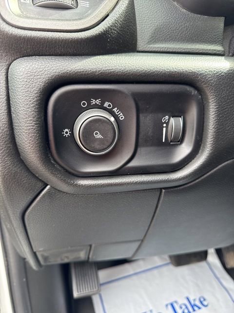 Used 2022 RAM 3500 Tradesman AWD/4WD image 18