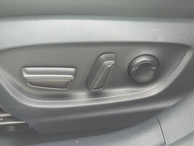 Certified 2021 Toyota Prius XLE image 12