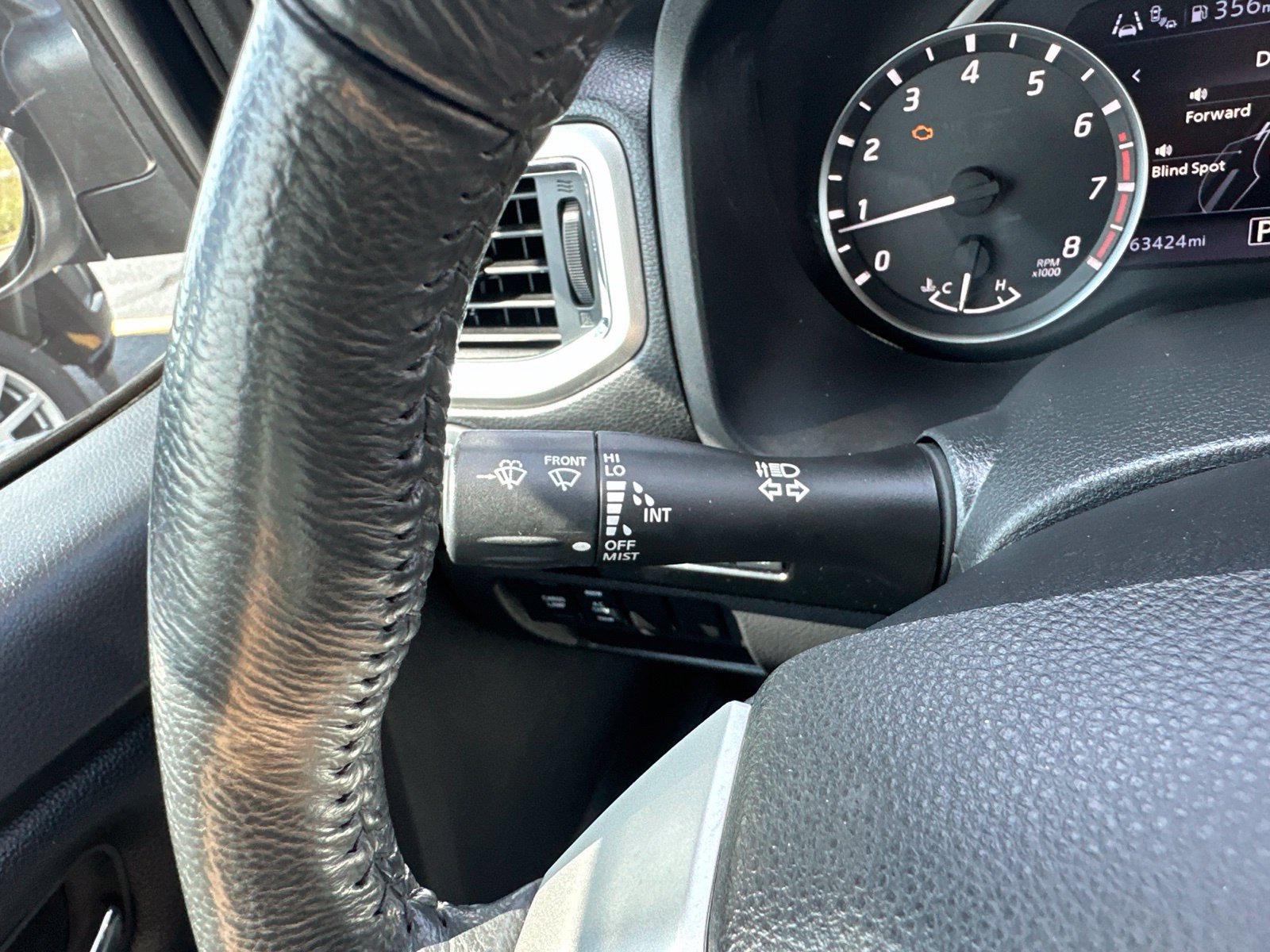 Used 2020 Nissan Titan SV w/ SV Convenience Package AWD/4WD image 48