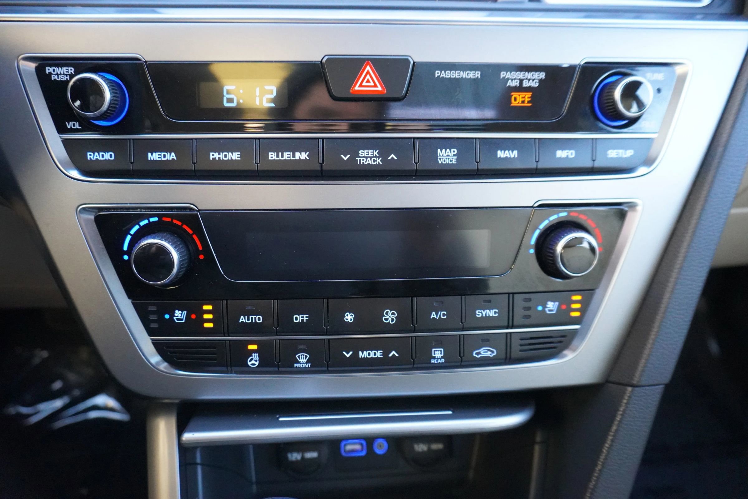 Used 2015 Hyundai Sonata Limited w/ Option Group 05 image 19