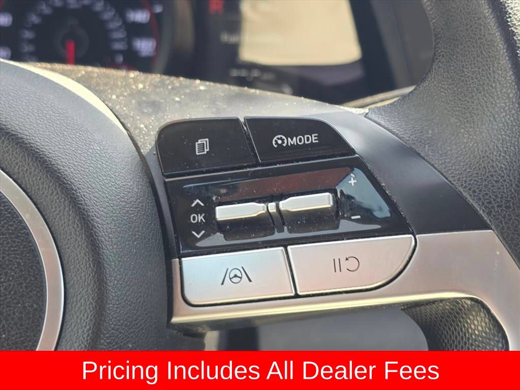 Used 2022 Hyundai Elantra SEL FWD image 10