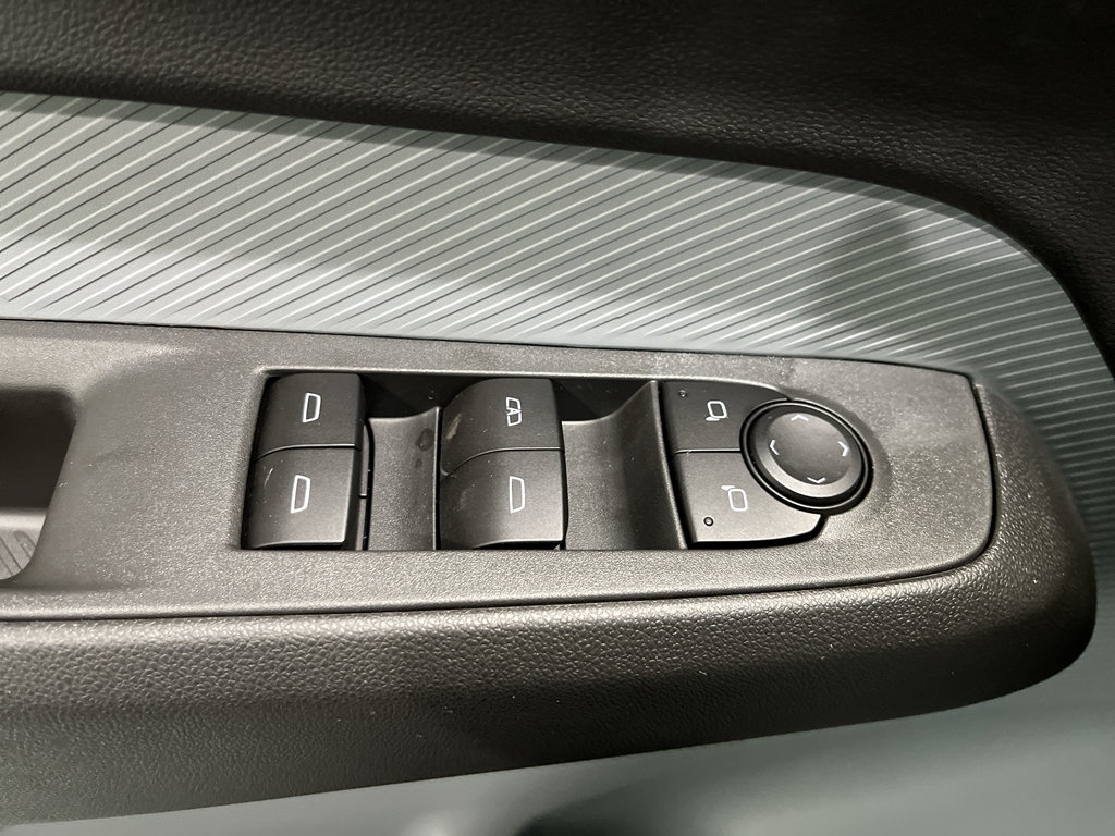 New 2027 Chevrolet Bolt LT FWD image 28