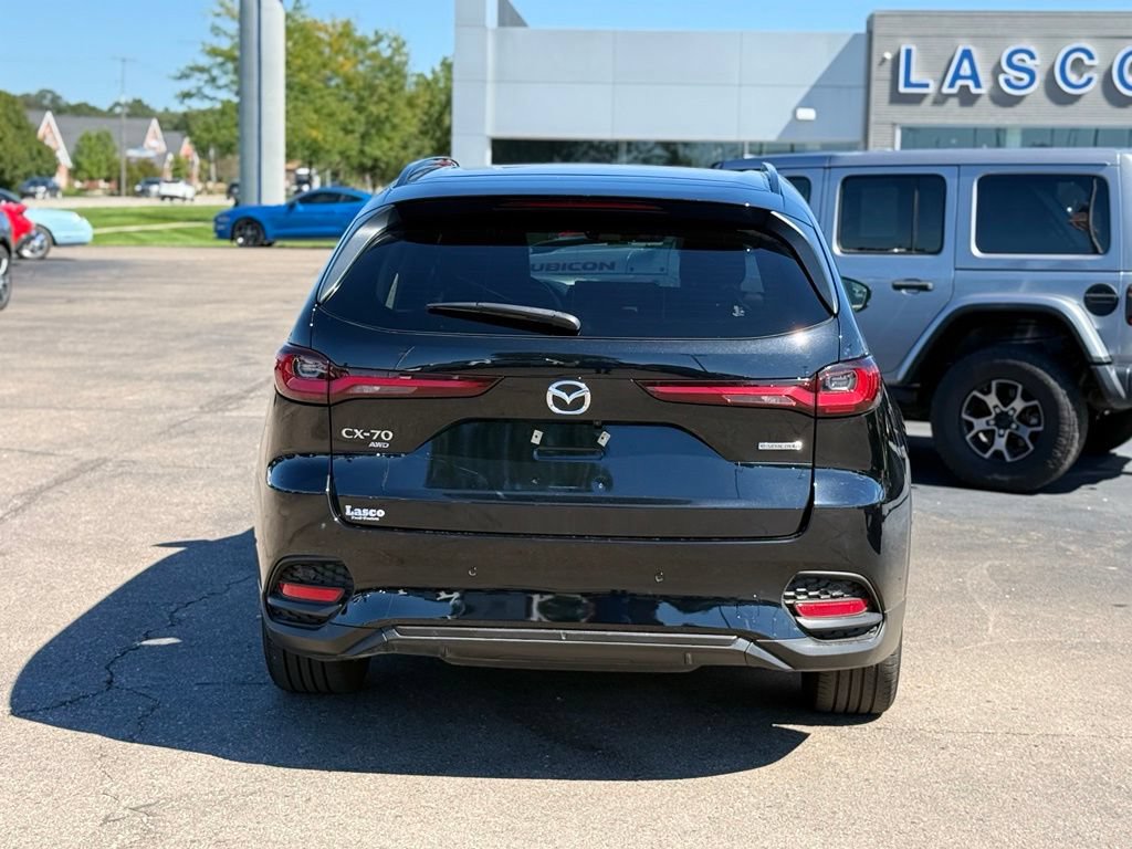 Used 2025 MAZDA CX-70 3.3 Turbo w/ Preferred Package AWD/4WD image 34