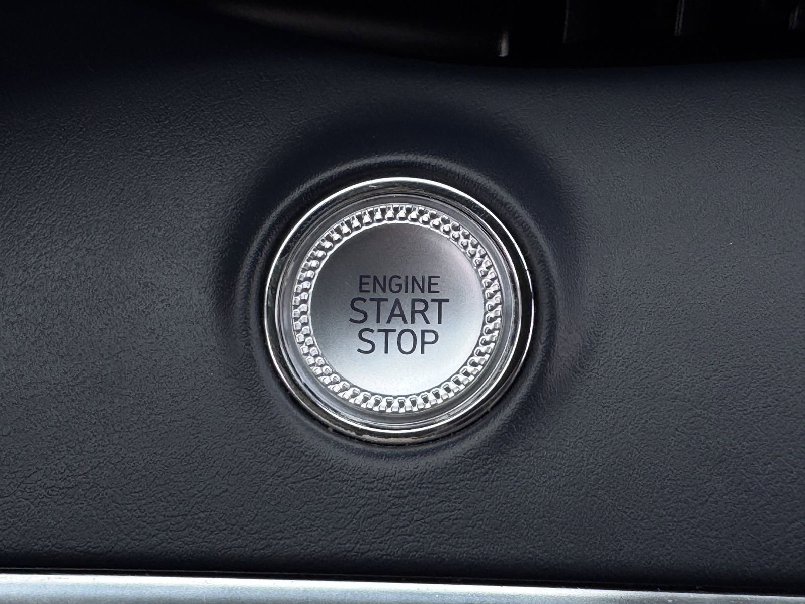 Used 2023 Genesis GV70 2.5T w/ Sport Prestige Package image 22