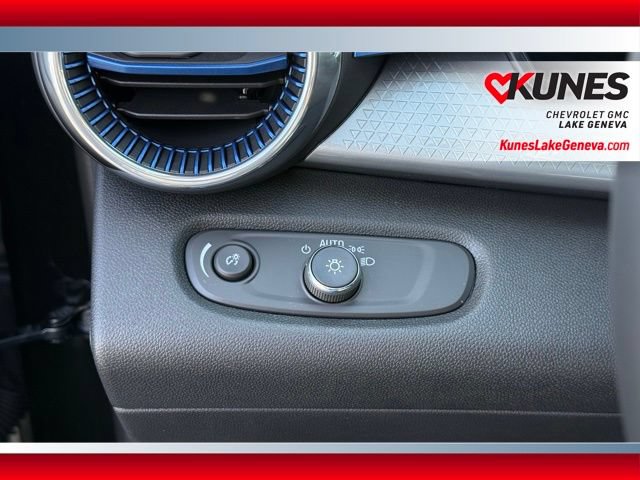 New 2026 Chevrolet Trax LT w/ Driver Confidence Package FWD image 44