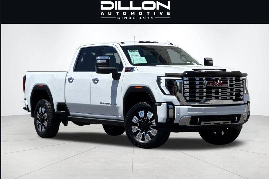 Used 2025 GMC Sierra 2500 Denali w/ Max Trailering Package AWD/4WD image 2