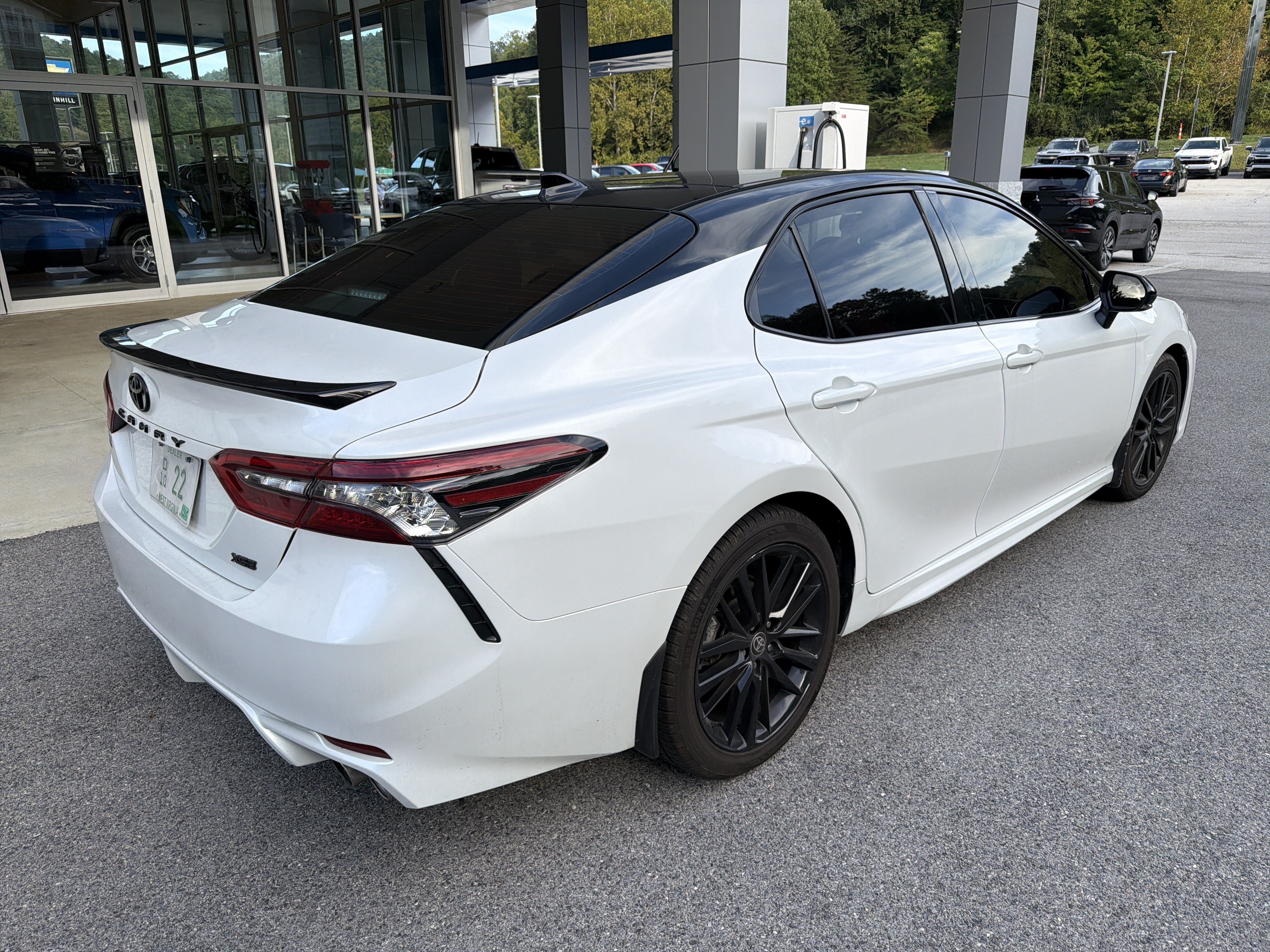 Used 2024 Toyota Camry XSE w/ Cold Weather Package FWD image 8