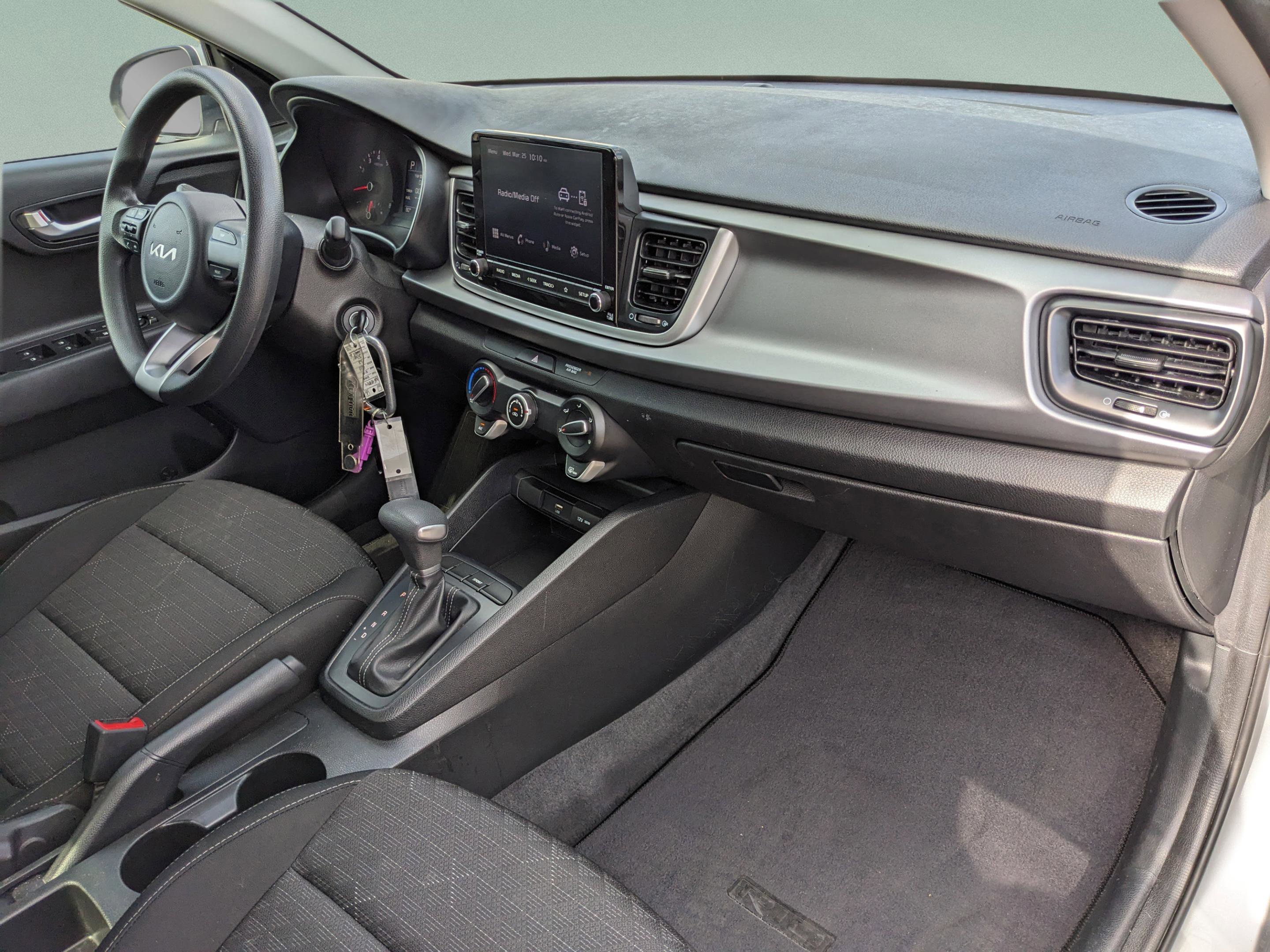 Used 2022 Kia Rio LX image 16