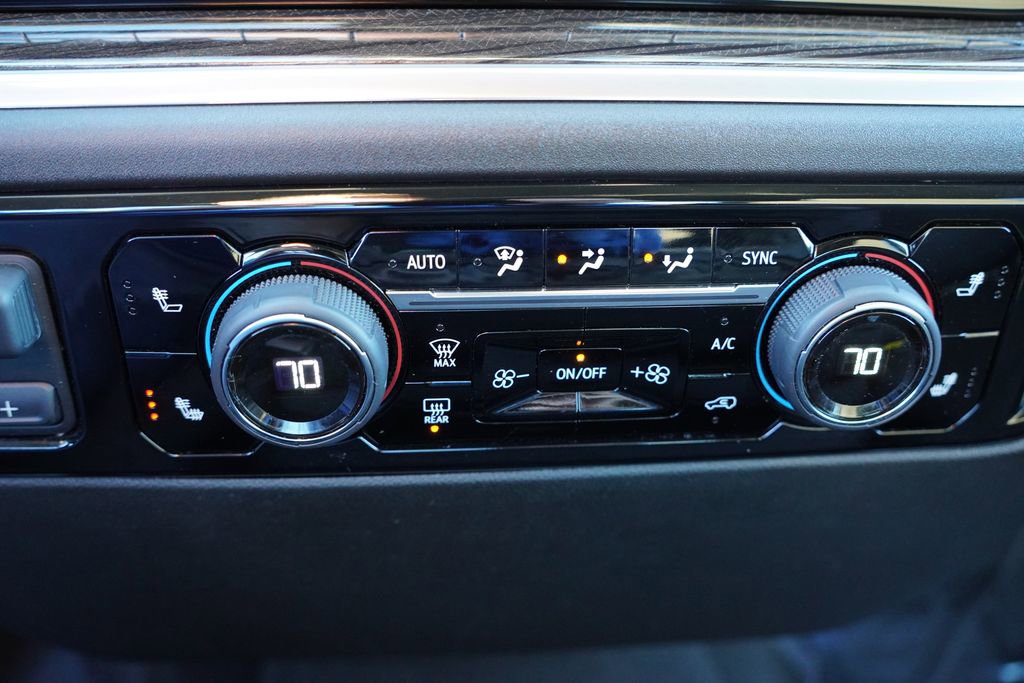 Certified 2025 Chevrolet Silverado 2500 LT w/ Convenience Package image 26