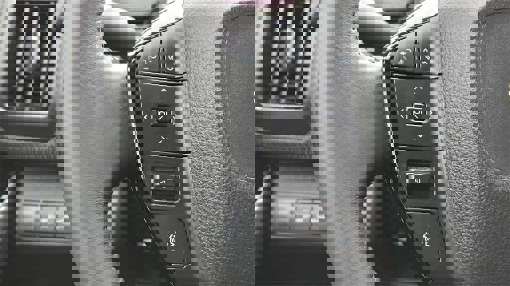 Used 2025 Toyota bZ4X XLE image 10