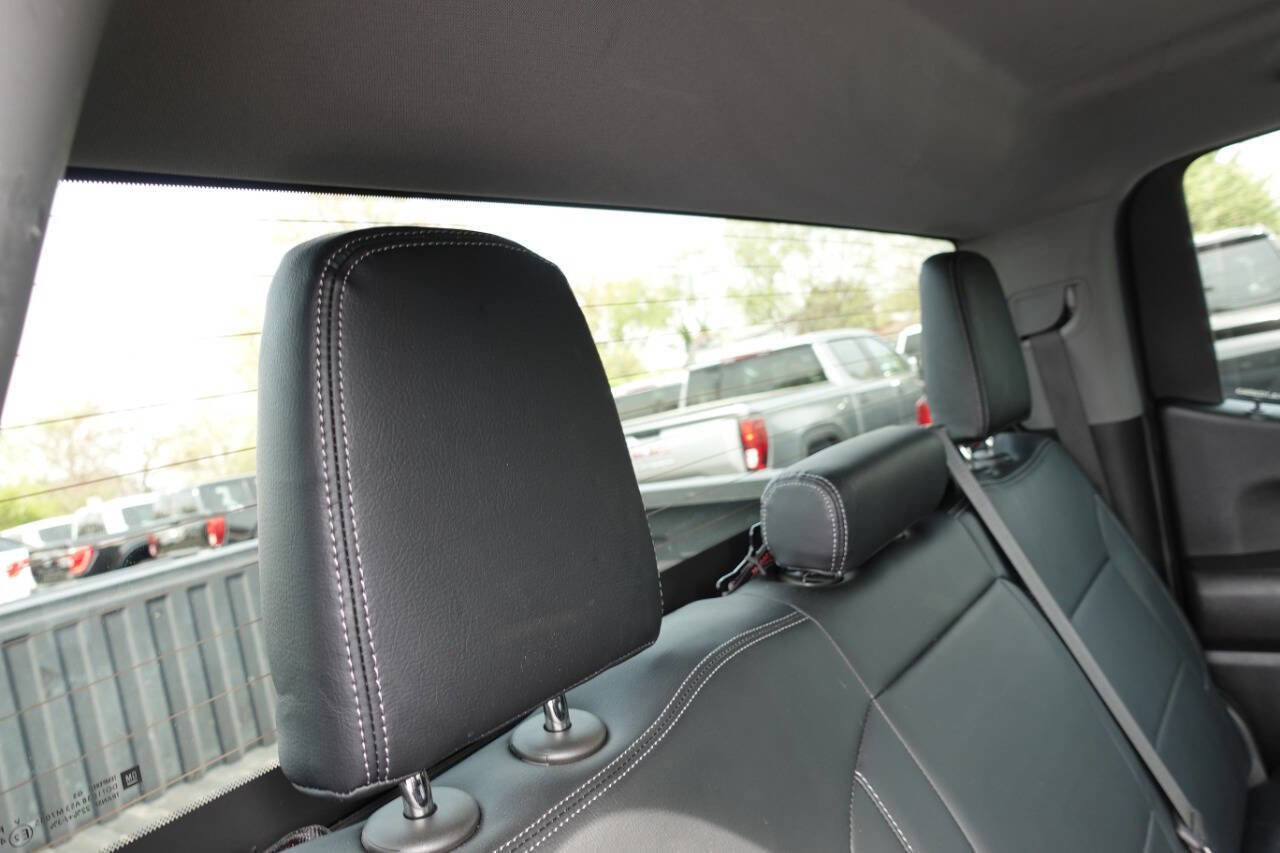Used 2023 GMC Sierra 1500 Pro w/ Pro Value Package AWD/4WD image 30