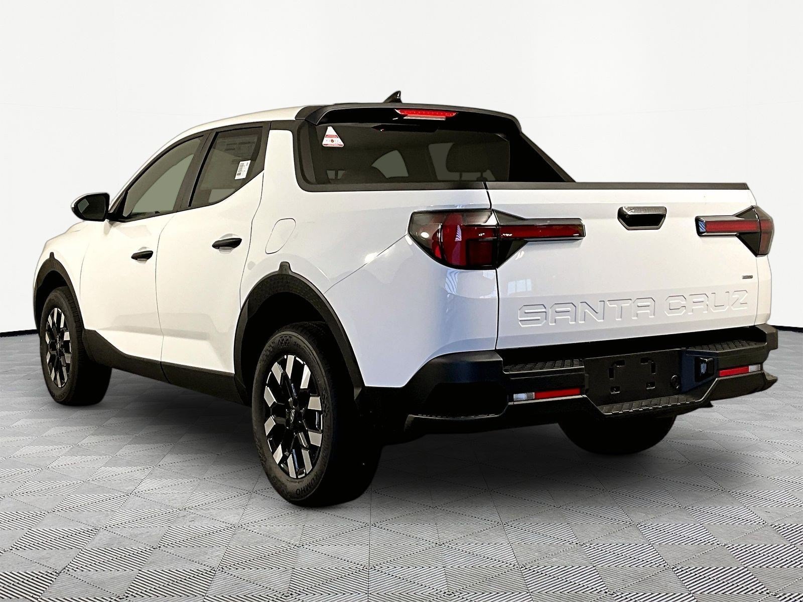 New 2027 Hyundai Santa Cruz SE AWD/4WD image 4