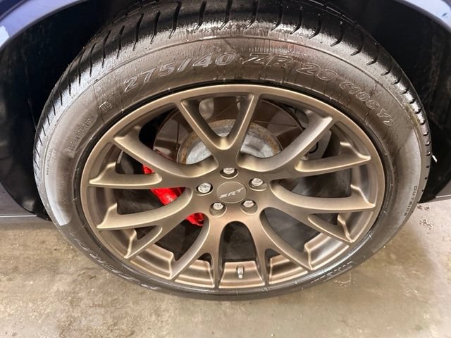 Used 2016 Dodge Challenger SRT Hellcat RWD image 7