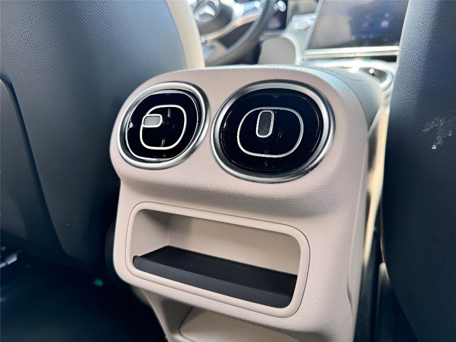 Used 2023 Mercedes-Benz GLC 300 4MATIC image 22