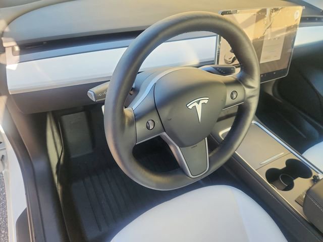 Used 2023 Tesla Model 3 Performance image 10