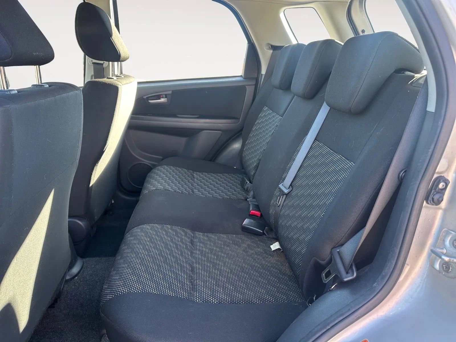 Used 2008 Suzuki SX4 AWD Hatchback w/ Touring Pkg image 15