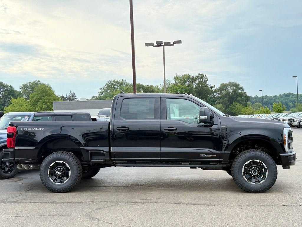 New 2026 Ford F350 Lariat w/ Tremor Off-Road Package AWD/4WD image 35