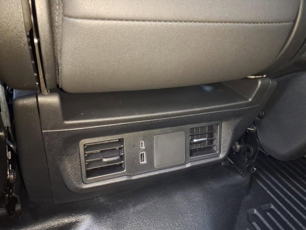 New 2025 GMC Sierra 2500 Pro w/ Convenience Package image 8