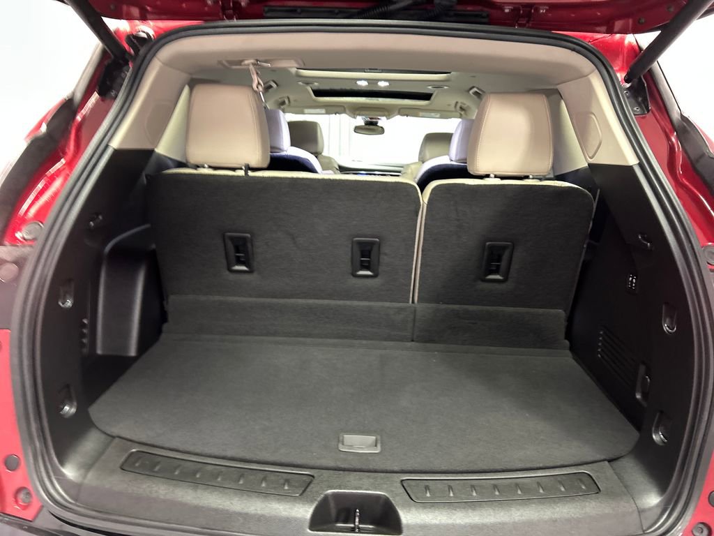 Used 2020 Buick Enclave Premium w/ Sun and Sites Package AWD/4WD image 24