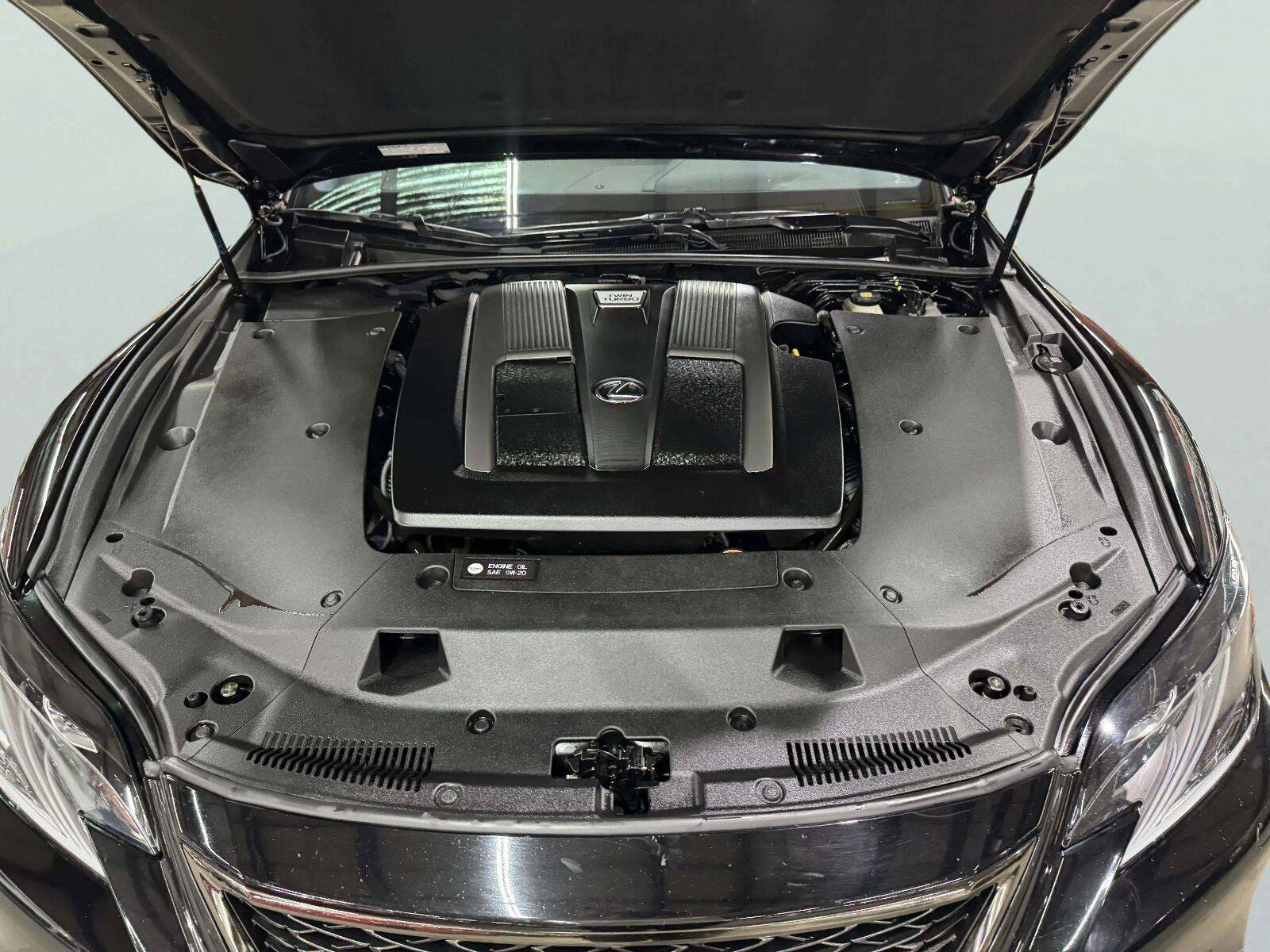 Used 2018 Lexus LS 500 F Sport w/ Accessory Package (Z2) RWD image 53