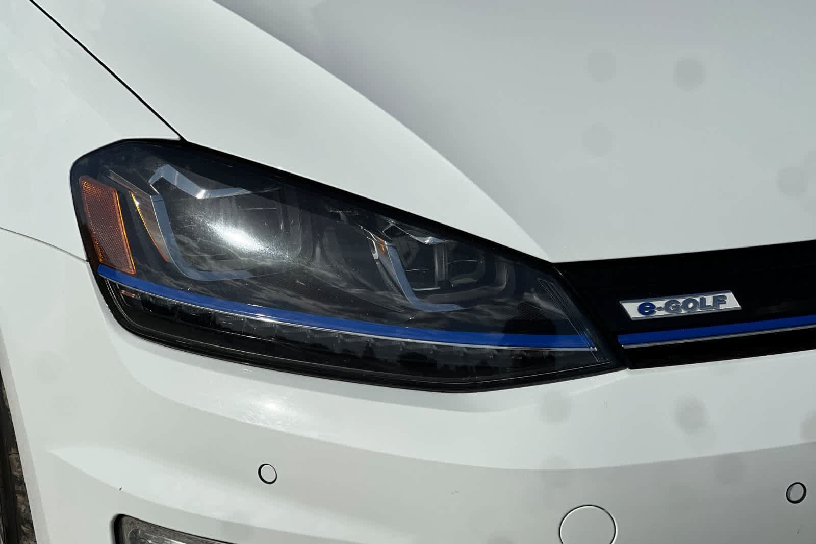 Used 2015 Volkswagen e-Golf SEL Premium FWD image 34