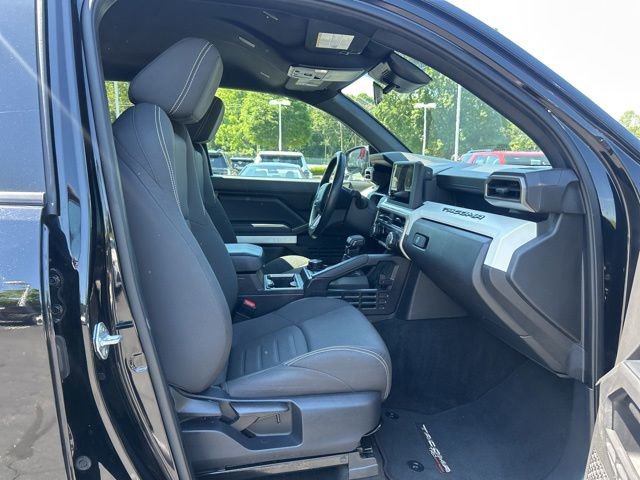 Used 2024 Toyota Tacoma TRD Off-Road AWD/4WD image 19