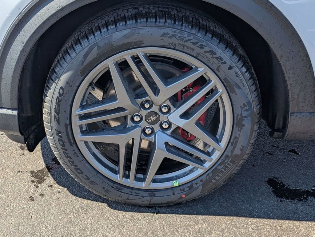 New 2026 Ford Explorer ST w/ Sun And Sound Package image 16