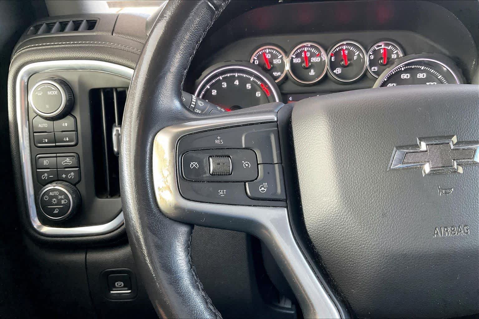 Used 2021 Chevrolet Silverado 1500 LT Trail Boss w/ Convenience Package II AWD/4WD image 23