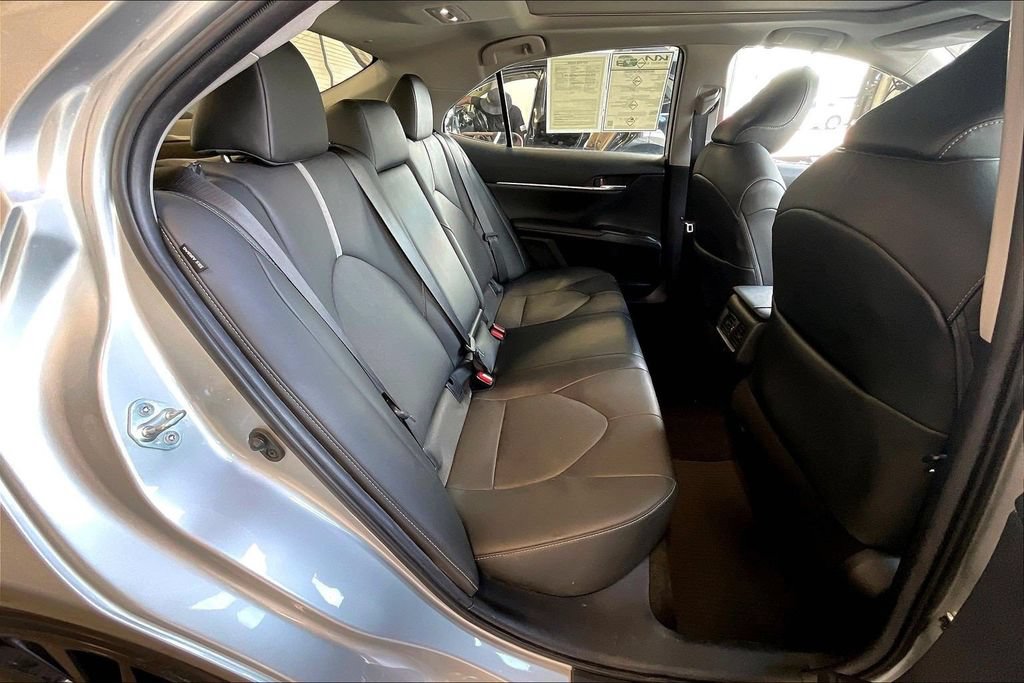 Used 2021 Toyota Camry XSE w/ Carpet Mat Package (TMS) FWD image 27