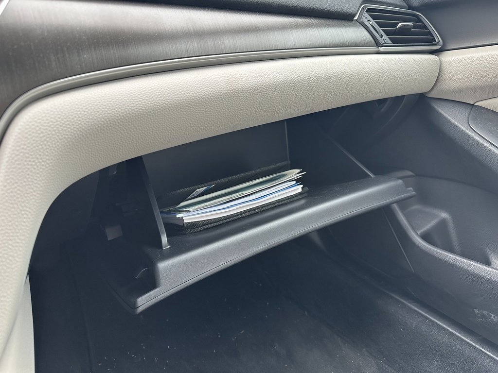 Used 2019 Honda Accord LX image 13