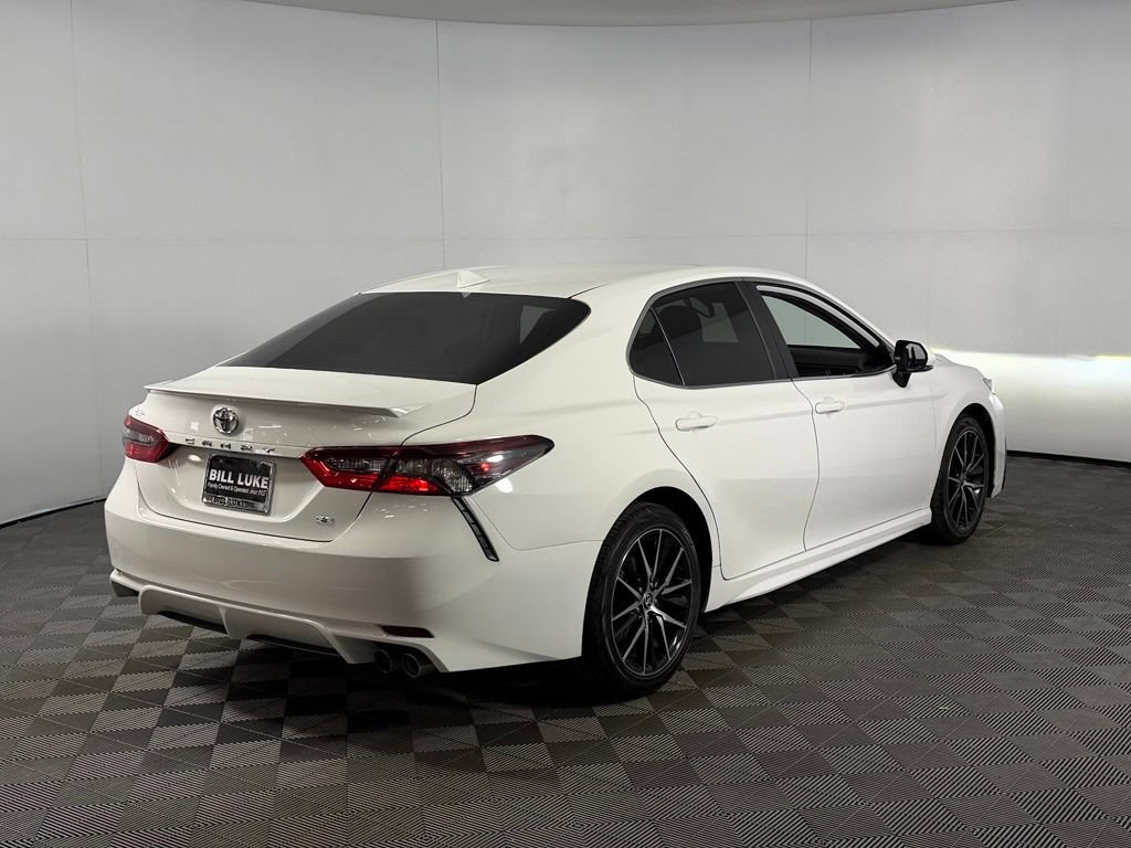 Used 2023 Toyota Camry SE w/ Convenience Package FWD image 7