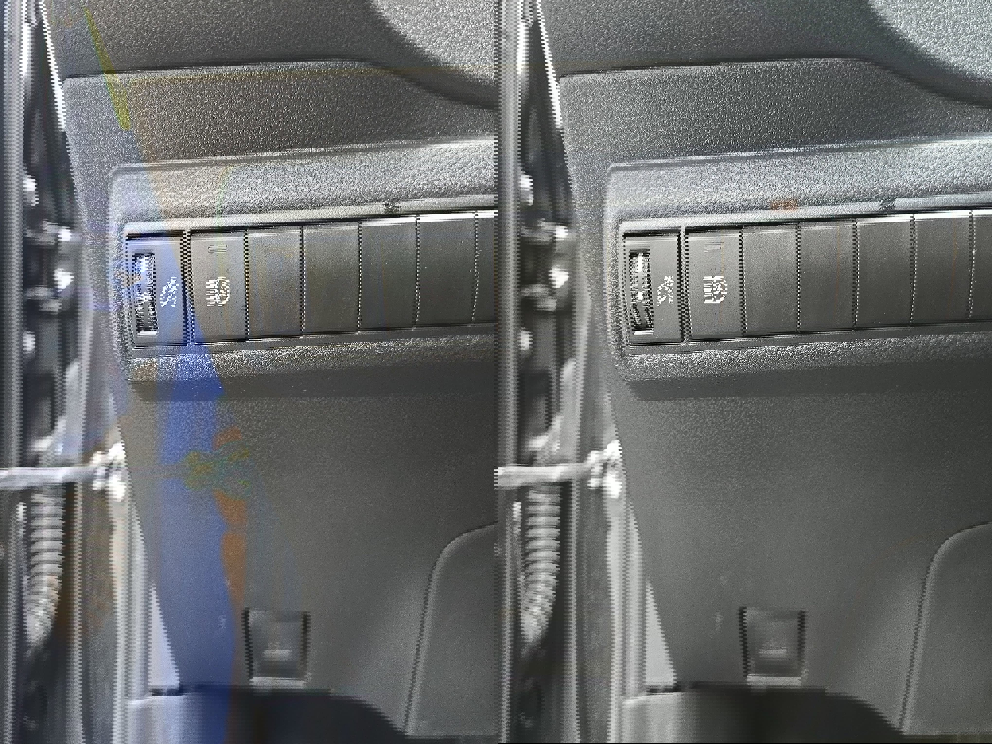 Used 2024 Toyota Corolla LE image 25