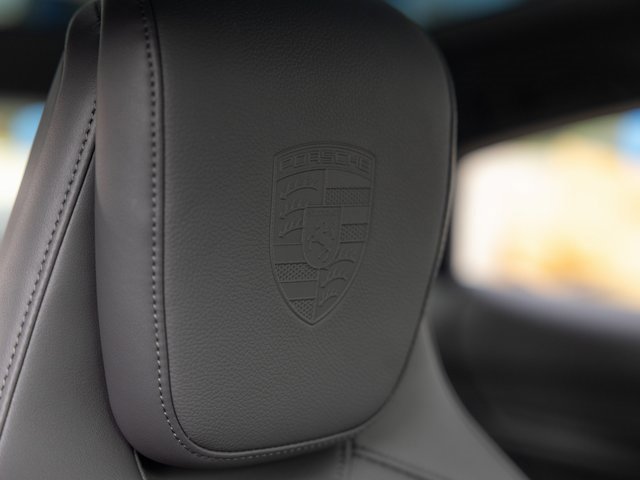 New 2025 Porsche Taycan image 37