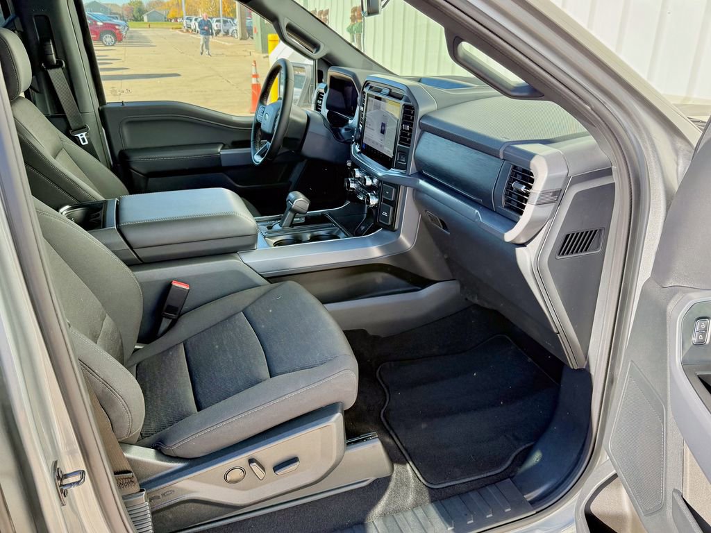 Certified 2025 Ford F150 XLT w/ Equipment Group 302A MID image 18